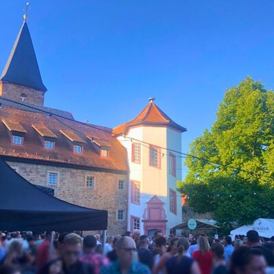 Eselshautfest im Neustadter Weindorf Mußbach