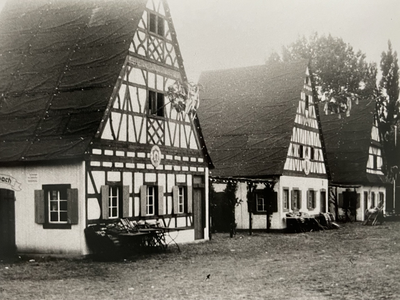 Bild vergrern: Haiselscher 1938 auf dem Festplatz im Rahmen der Winzinger Kerwe